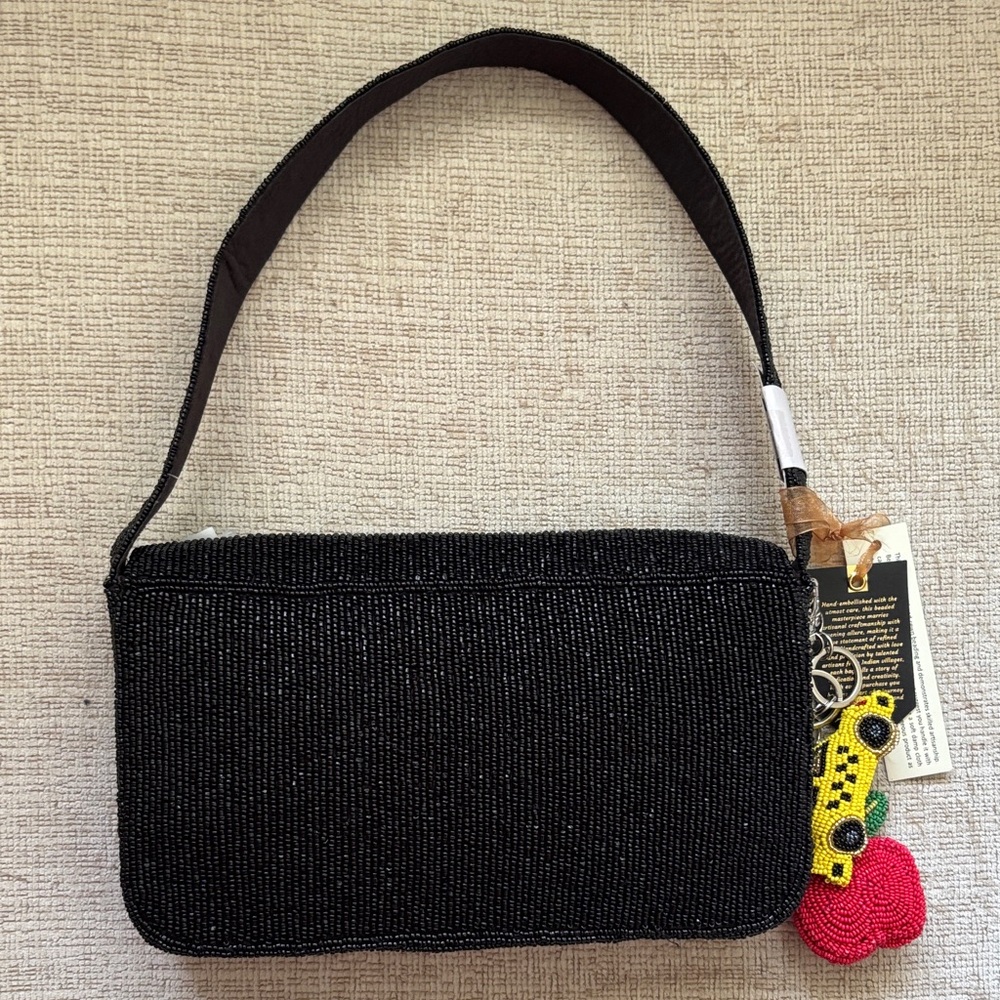 Viral Black Beaded NYC Cityscape Shoulder Bag - Picture 4 of 8